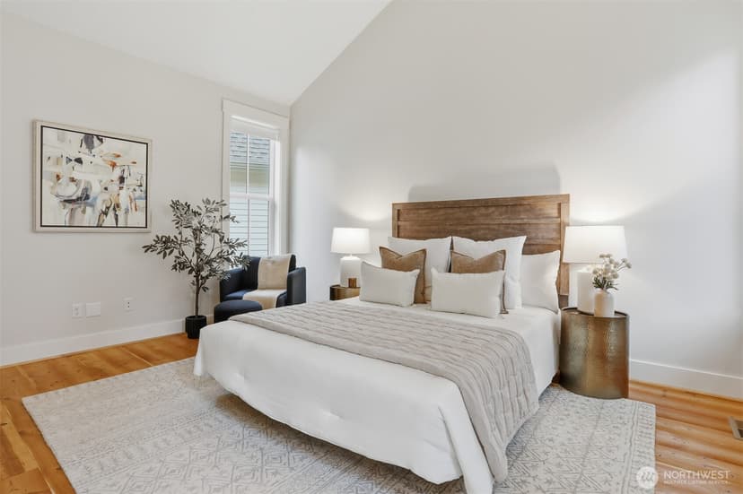Property photo for 2327 NE 127th Street #B, Seattle photo 18