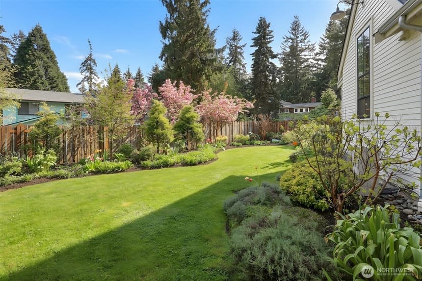 Property photo for 2327 NE 127th Street #B, Seattle photo 31