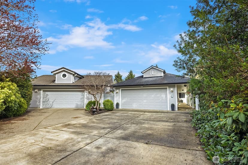 Property photo for 646 Island Cir SE, Ocean Shores photo 2