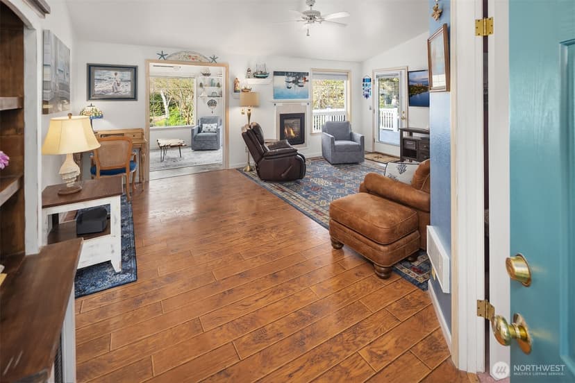 Property photo for 646 Island Cir SE, Ocean Shores photo 5