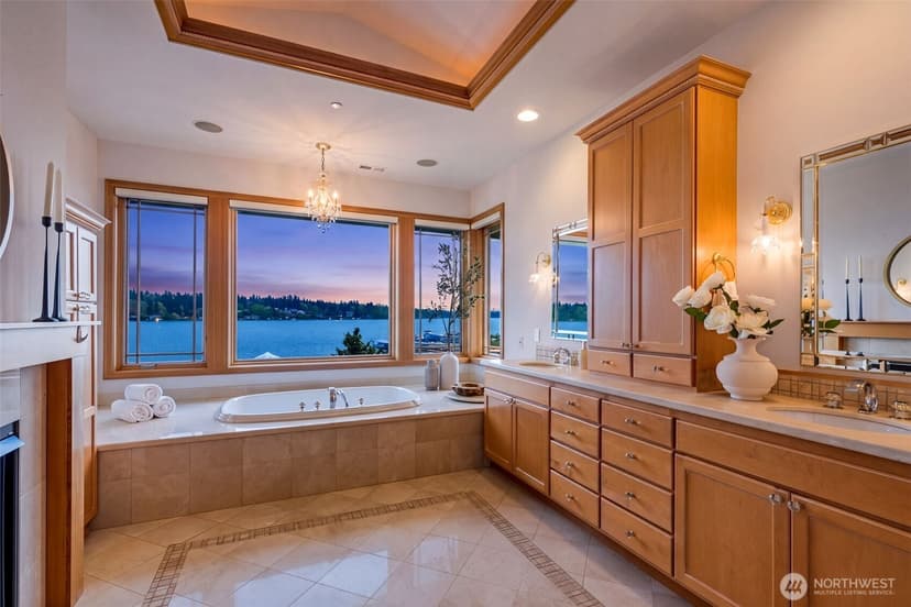 Property photo for 8551 NE Juanita Drive, Kirkland photo 40