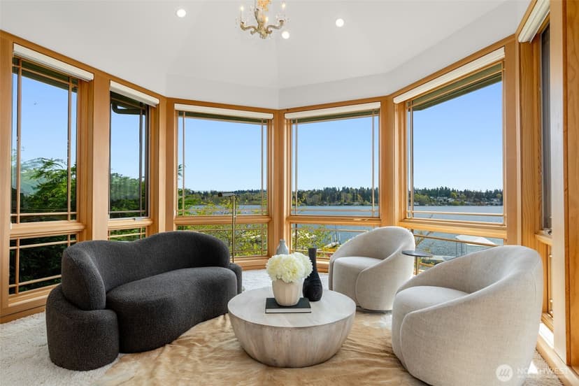 Property photo for 8551 NE Juanita Drive, Kirkland photo 26