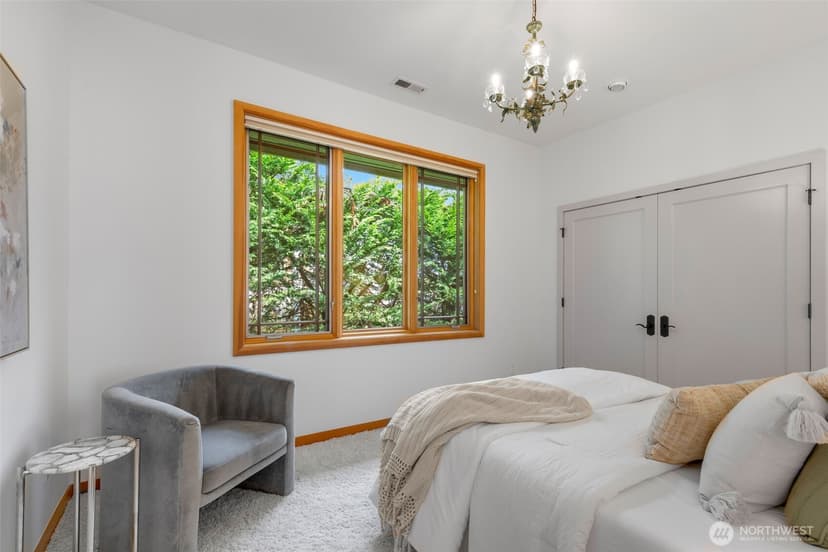 Property photo for 8551 NE Juanita Drive, Kirkland photo 31