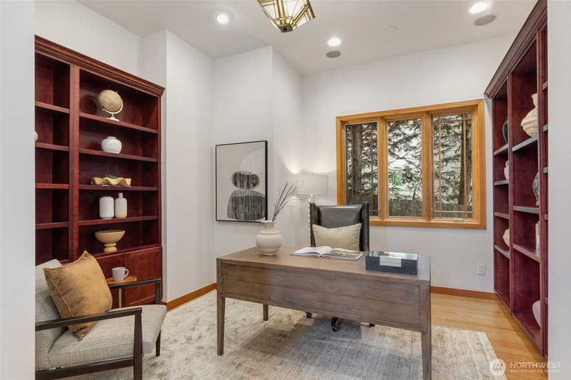 Property photo for 8551 NE Juanita Drive, Kirkland photo 16