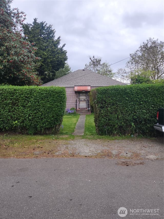 Property photo for 3740 S 142nd Street, Tukwila photo 2