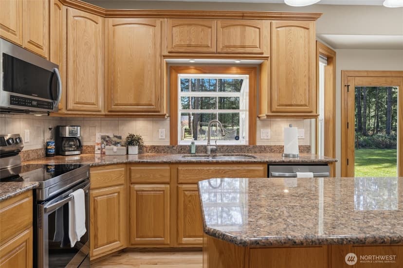 Property photo for 3630 SW Huckleberry Road, Port Orchard photo 12