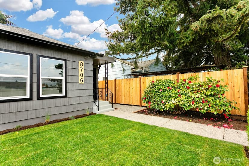 Property photo for 8706 Durango Street SW, Lakewood photo 6