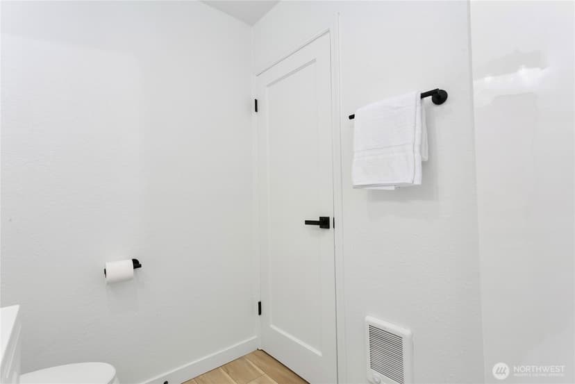 Property photo for 8706 Durango Street SW, Lakewood photo 25