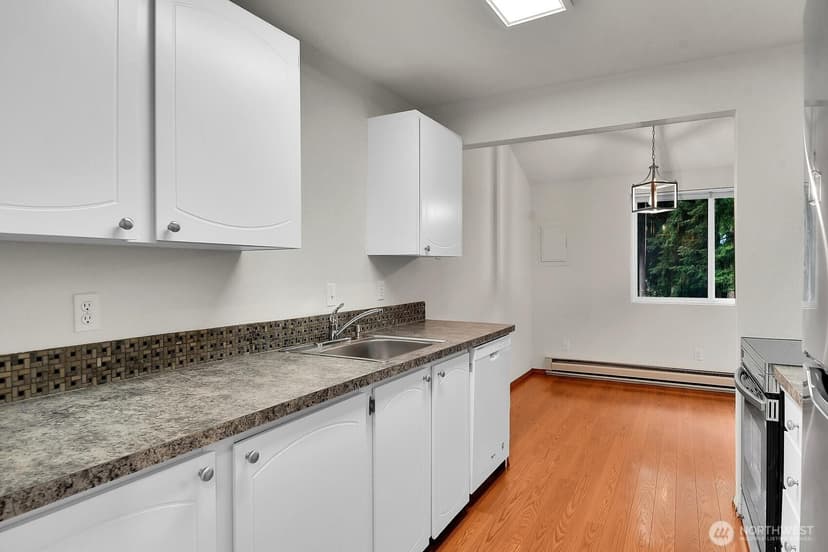 Property photo for 5504 220th Street SW #C302, Mountlake Terrace photo 6