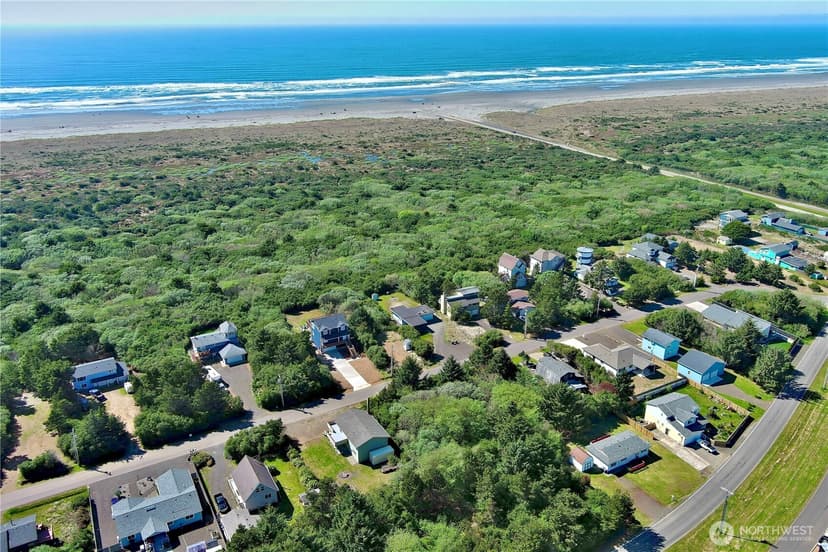 Property photo for 334 Sand Dune Avenue NW, Ocean Shores photo 39