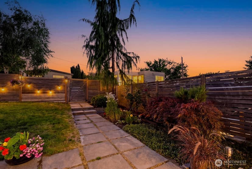 Property photo for 3451 10th Avenue W, Seattle photo 6