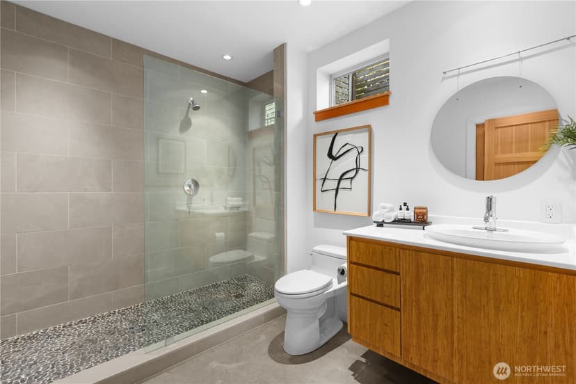 Property photo for 3451 10th Avenue W, Seattle photo 32