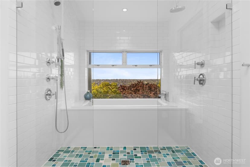 Property photo for 3451 10th Avenue W, Seattle photo 23