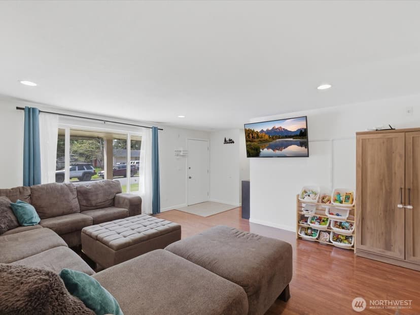 Property photo for 14521 54th Drive NE, Marysville photo 8