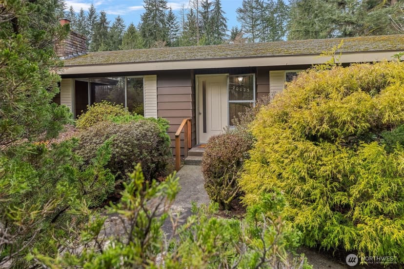 Property photo for 20025 166th Avenue NE, Woodinville photo 6