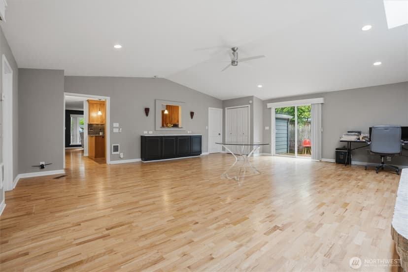 Property photo for 3202 Crystal Springs Road W, University Place photo 21