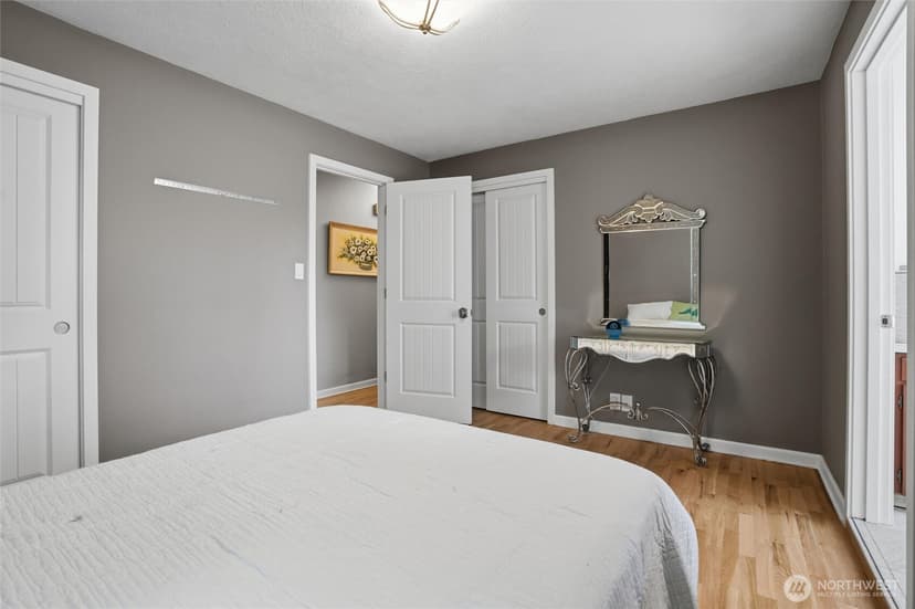 Property photo for 3202 Crystal Springs Road W, University Place photo 27