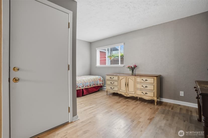 Property photo for 3202 Crystal Springs Road W, University Place photo 12