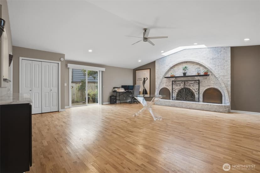 Property photo for 3202 Crystal Springs Road W, University Place photo 17