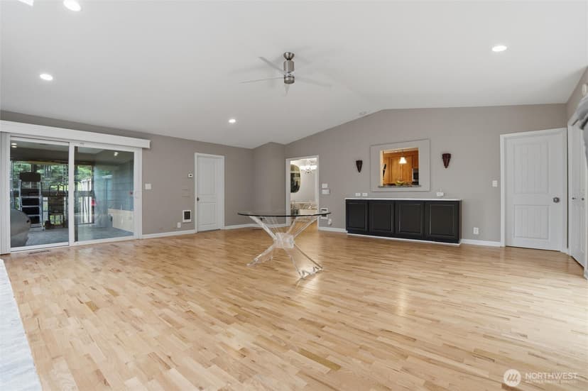 Property photo for 3202 Crystal Springs Road W, University Place photo 19