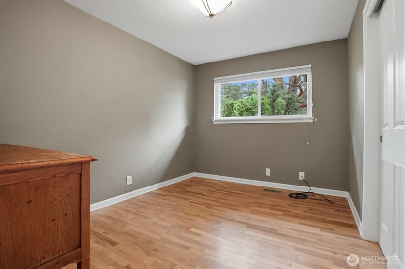 Property photo for 3202 Crystal Springs Road W, University Place photo 22