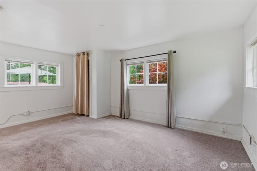 Property photo for 6557 Cultus Bay Road, Clinton photo 10