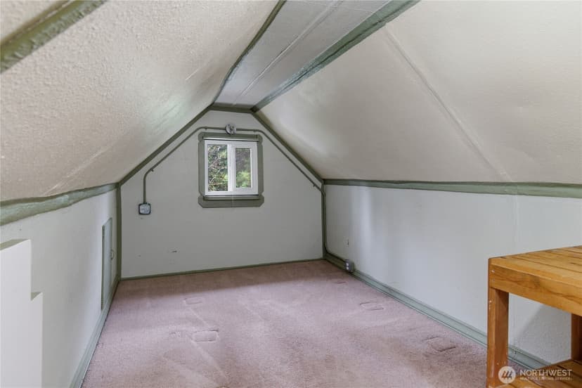 Property photo for 6557 Cultus Bay Road, Clinton photo 23