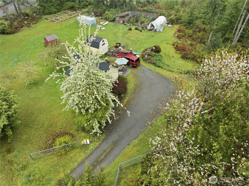Property photo for 6557 Cultus Bay Road, Clinton photo 6