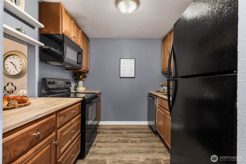Property photo for 3428 I Street NE #S204, Auburn photo 7