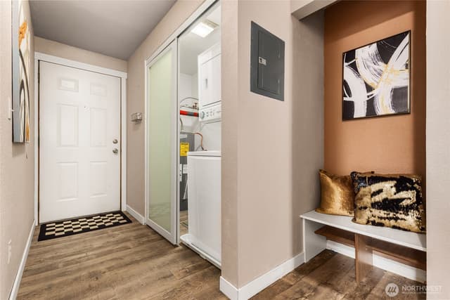 Property photo for 3428 I Street NE #S204, Auburn photo 4