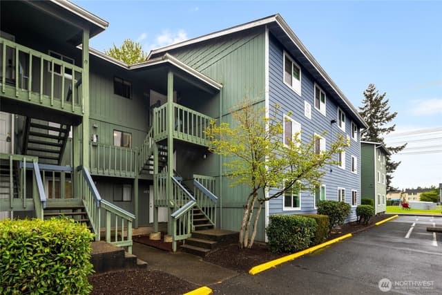 Property photo for 3428 I Street NE #S204, Auburn photo 2