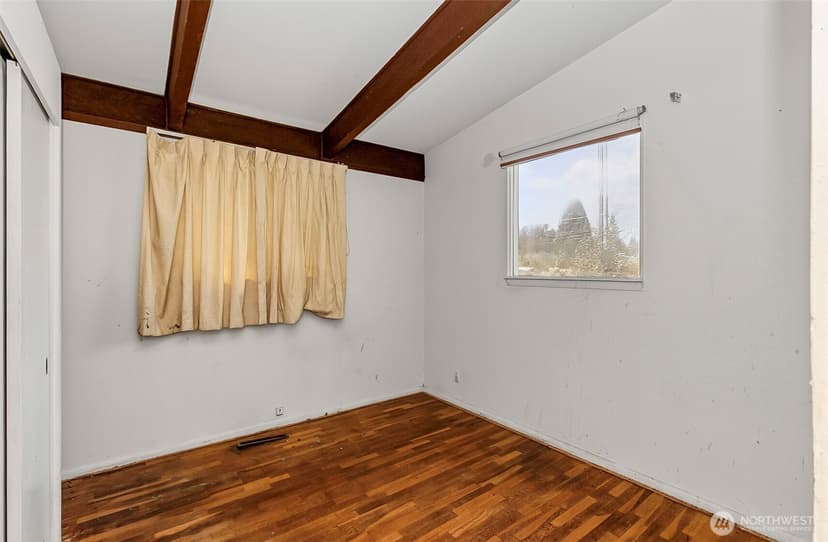Property photo for 4704 Alger Avenue, Everett photo 15