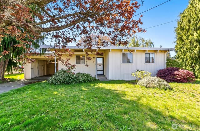 Property photo for 4704 Alger Avenue, Everett