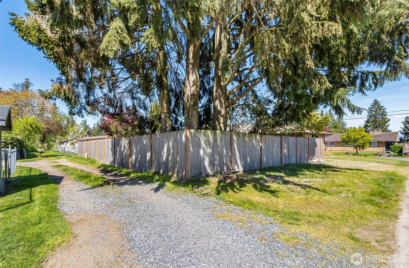 Property photo for 4704 Alger Avenue, Everett photo 29