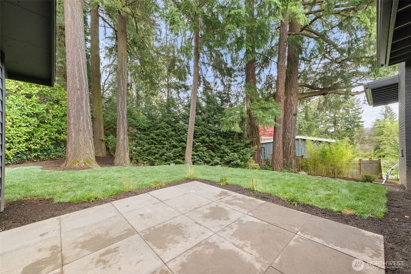 Property photo for 12334 SE 23rd Place, Bellevue photo 26