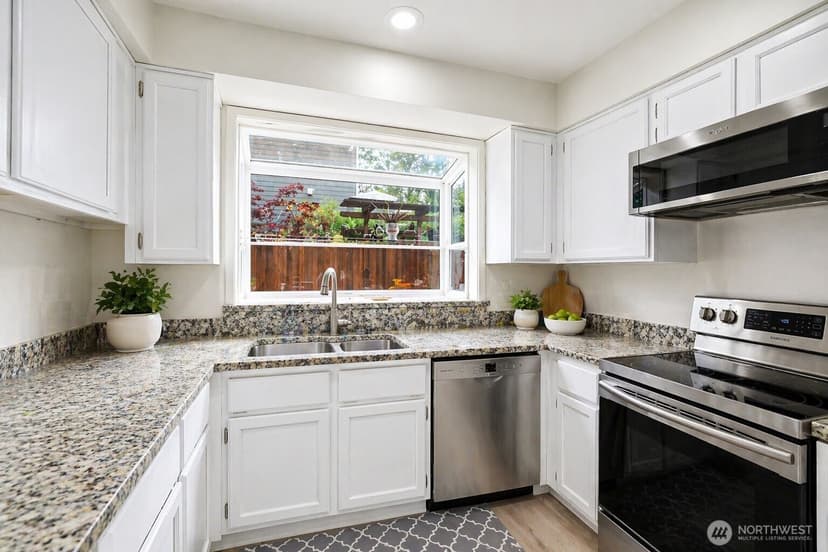 Property photo for 3112 Wells Avenue S, Renton photo 4