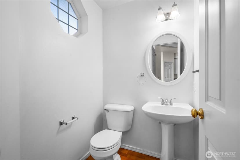 Property photo for 608 Chelan Place NE #C, Renton photo 8
