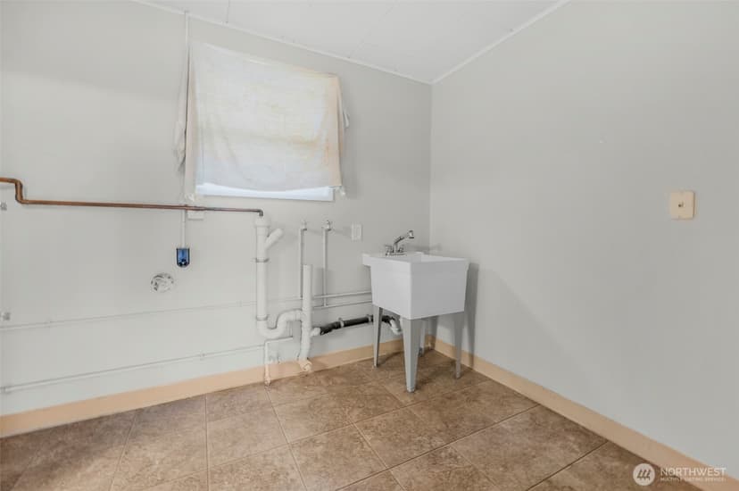 Property photo for 4307 103rd Place NE, Marysville photo 14