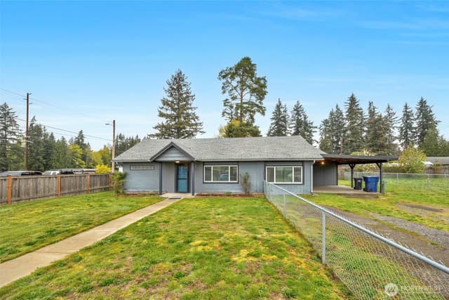 Property photo for 4307 103rd Place NE, Marysville photo 2