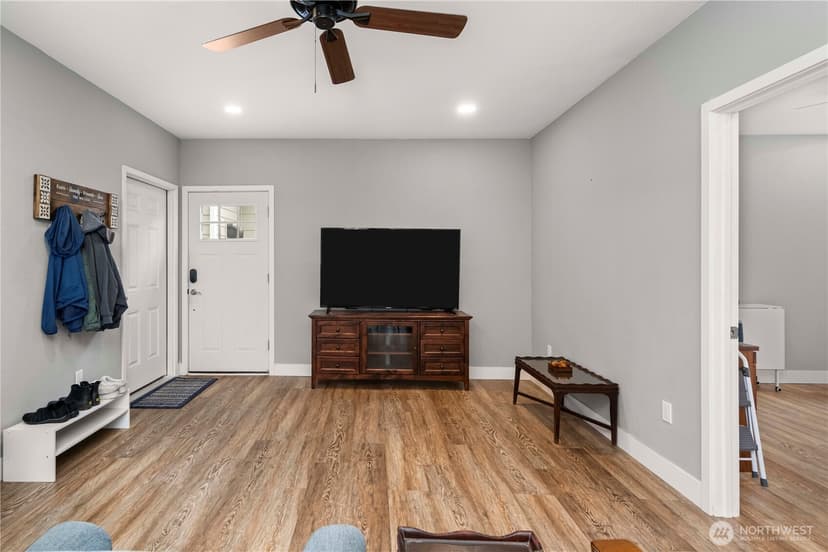 Property photo for 4715 116th Avenue E, Edgewood photo 25