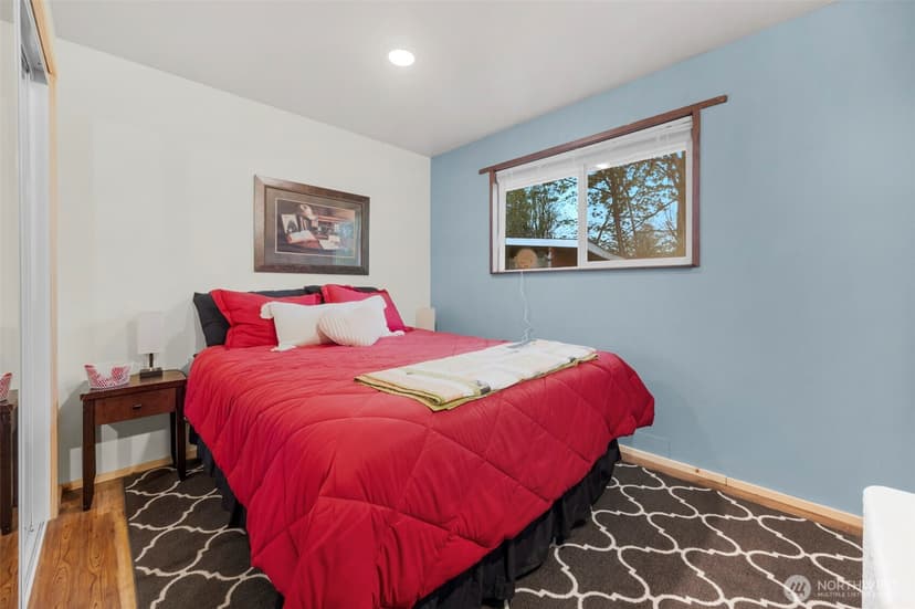 Property photo for 18002 19th Avenue NE, Arlington photo 22