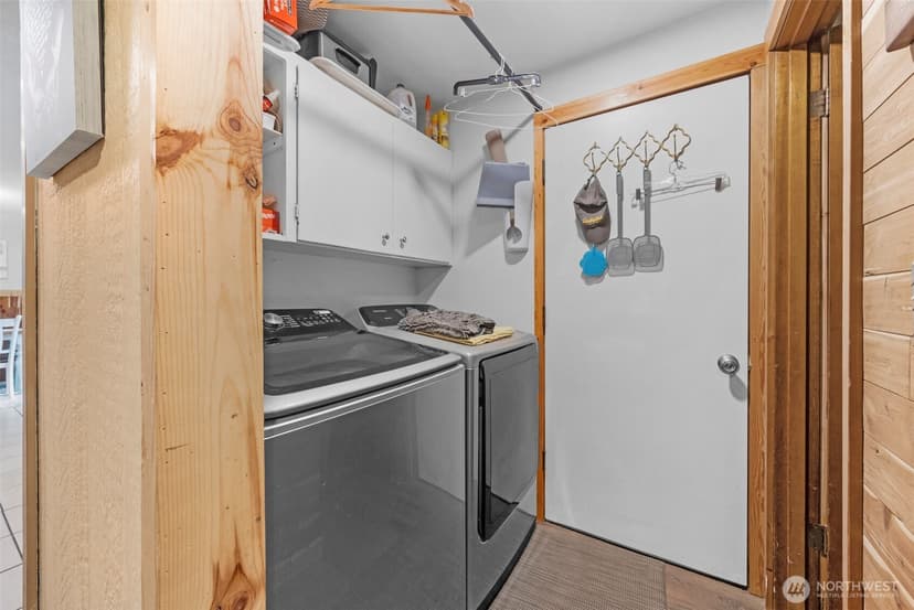 Property photo for 18002 19th Avenue NE, Arlington photo 17