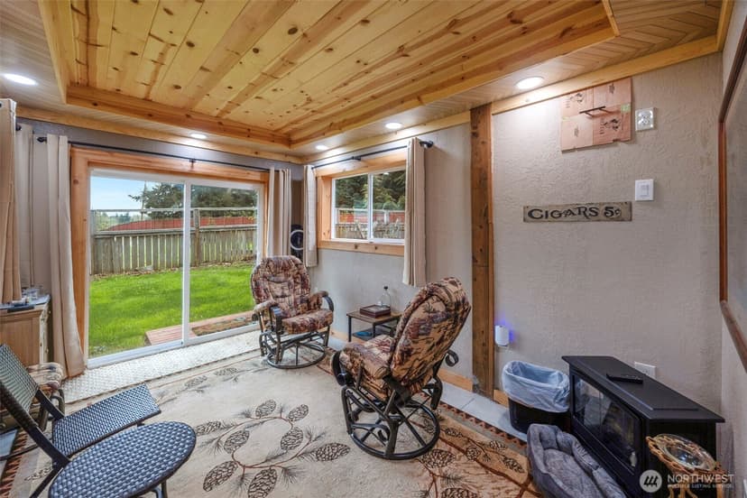 Property photo for 18002 19th Avenue NE, Arlington photo 35