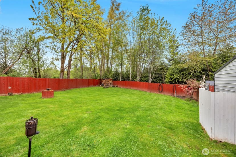 Property photo for 18002 19th Avenue NE, Arlington photo 28
