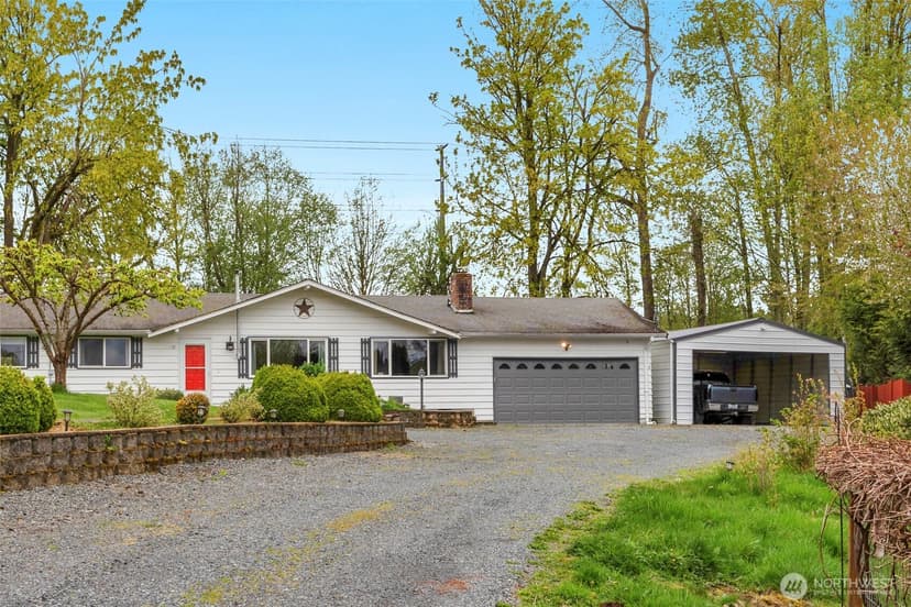 Property photo for 18002 19th Avenue NE, Arlington photo 3