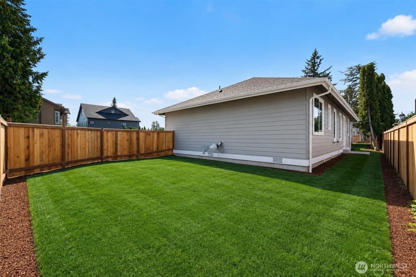 Property photo for 11014 6th Avenue W #B, Everett photo 13