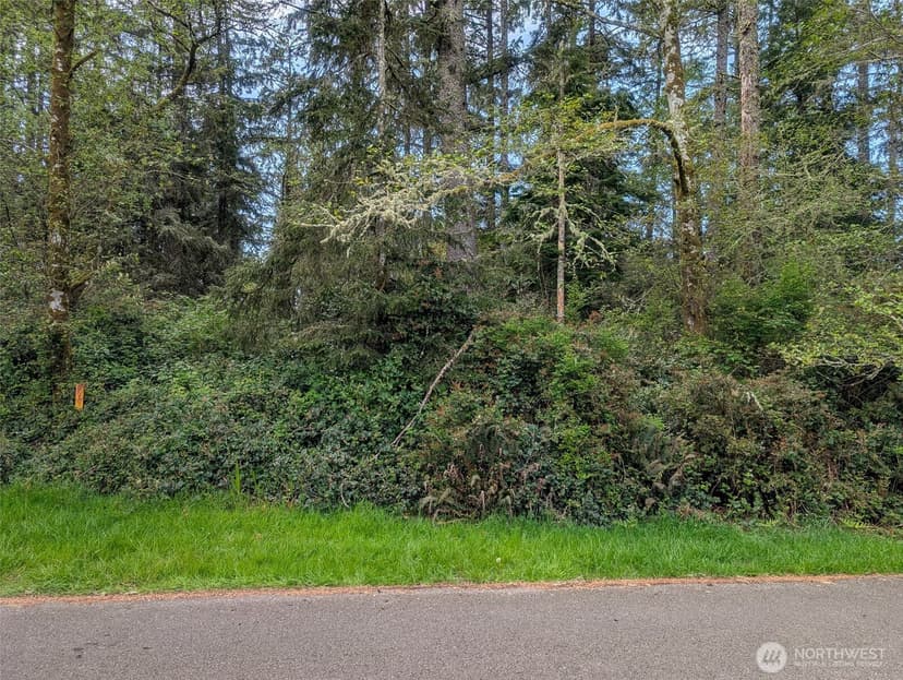 Property photo for 757 Evergreen Avenue SE, Ocean Shores