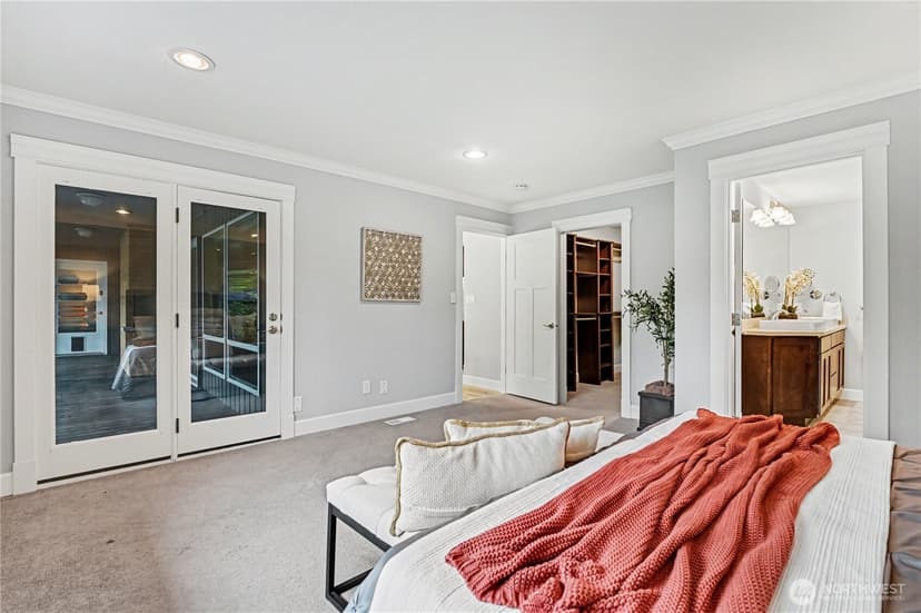 Property photo for 1217 150th Avenue SE, Bellevue photo 18