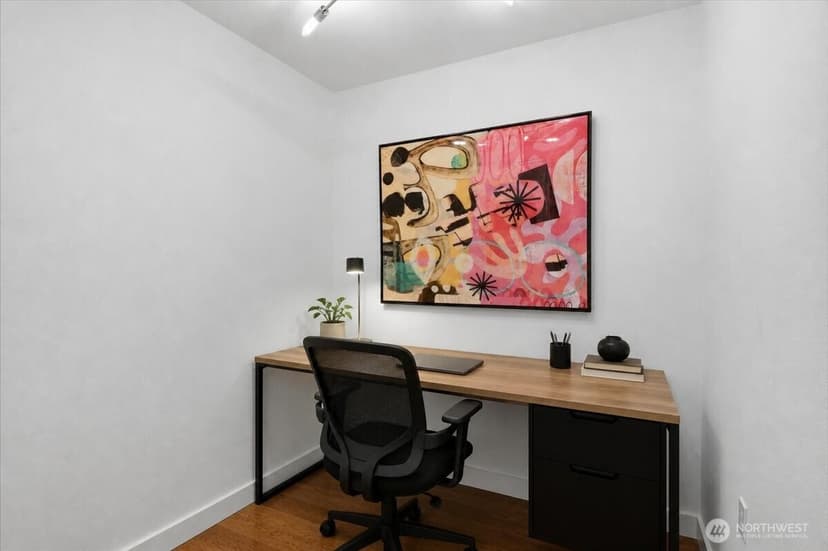 Property photo for 211 Kirkland Avenue #204, Kirkland photo 15