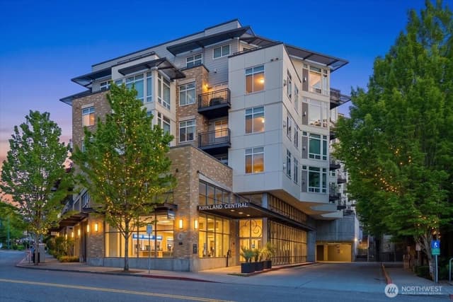 Property photo for 211 Kirkland Avenue #204, Kirkland